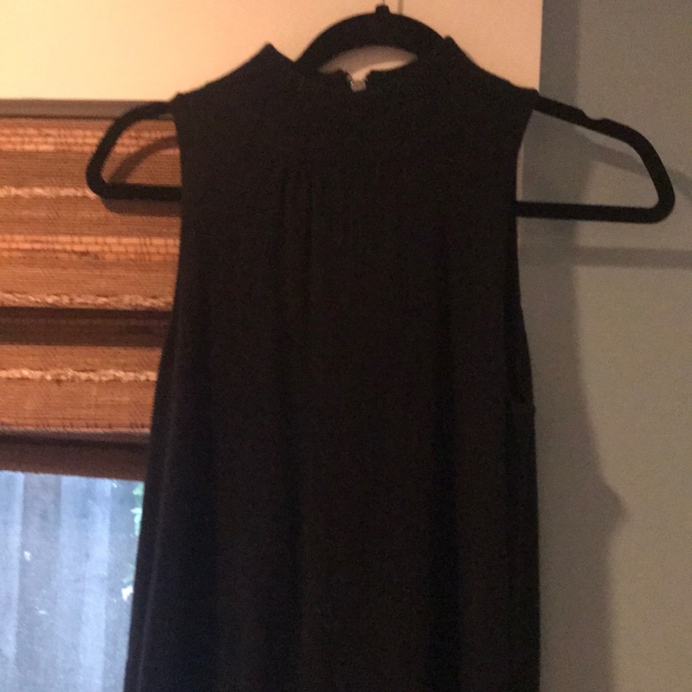 Black sleeveless cashmere dress